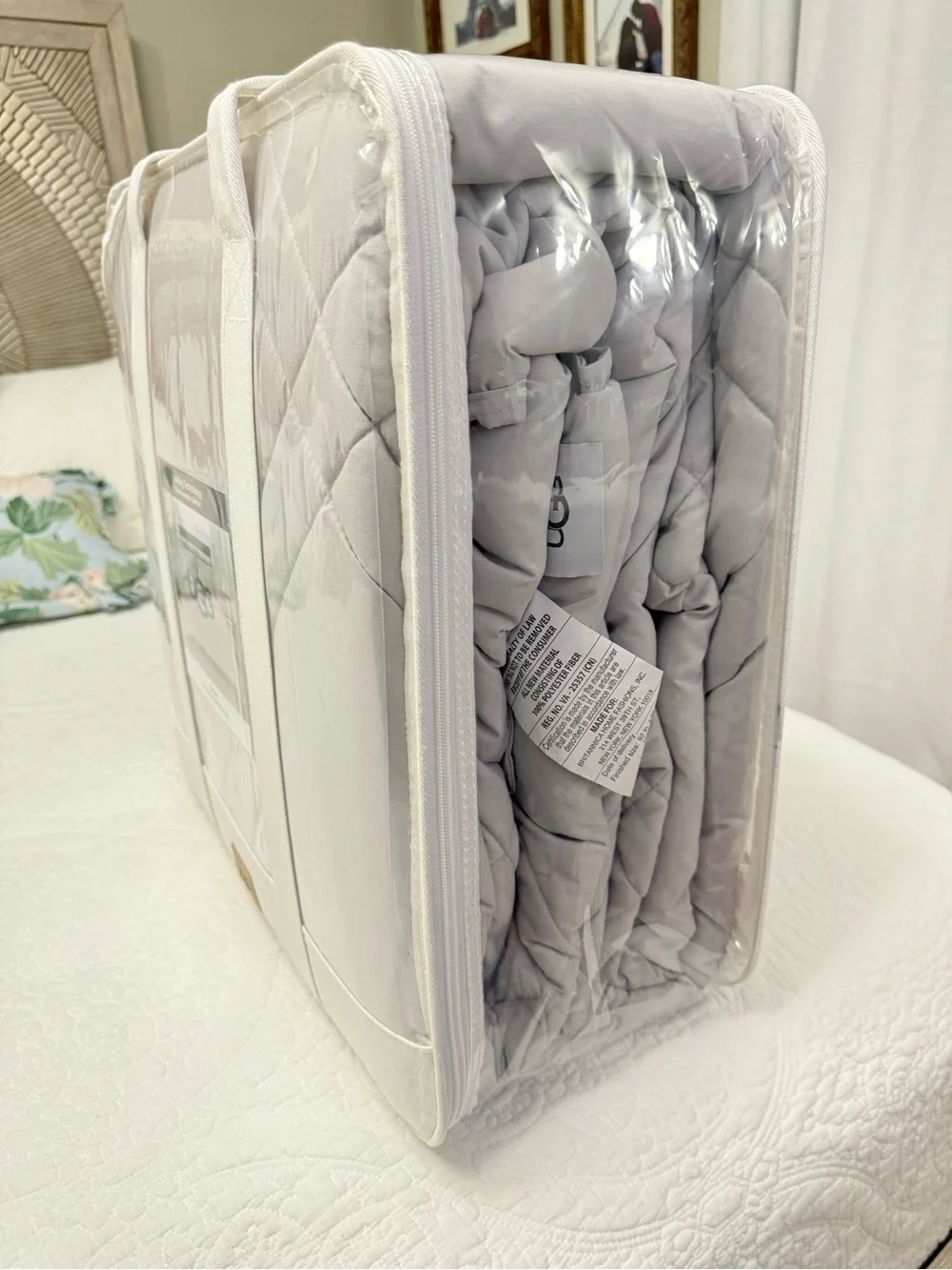 UGG Haven Full/Queen Comforter Set in Light Gray